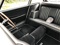 View image: 3 of 9, album: Aston Martin DB5 - Stanley Trimmers